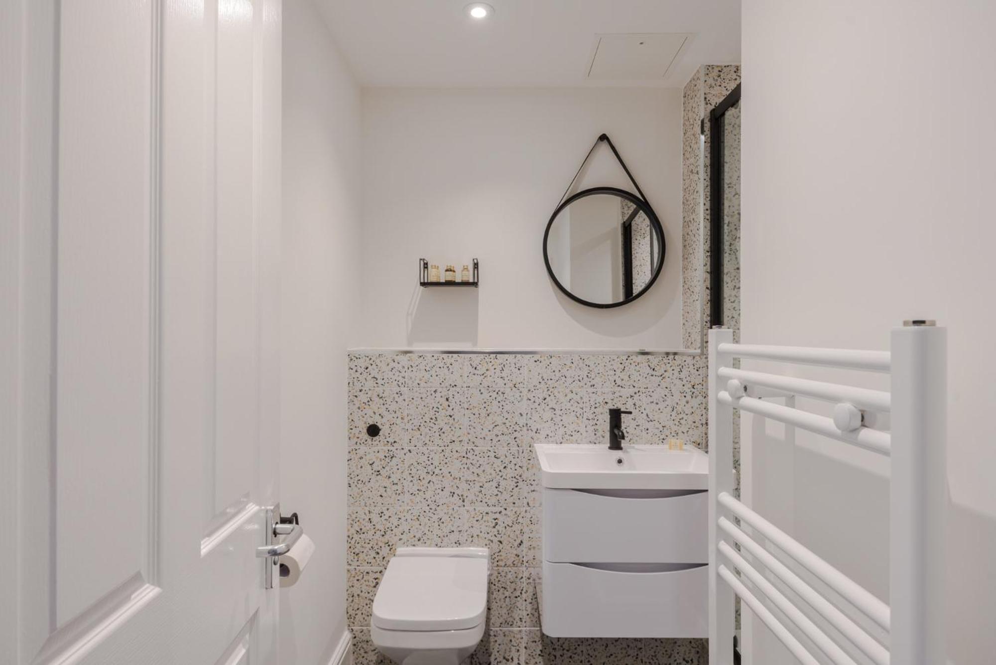 The Sensual Breeze - Fitzrovia Apartment London Exterior photo